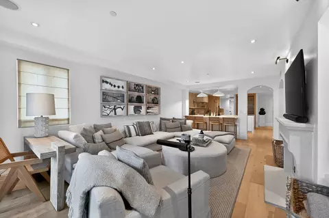Living - 1040 Genter St #203, La Jolla, CA 92037 photo 2 of 2