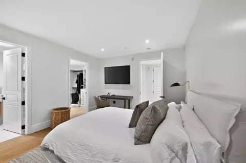 Bedroom - 1040 Genter St #203, La Jolla, CA 92037 photo 4 of 5