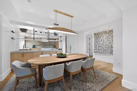 Dining - 1040 Genter St #203, La Jolla, CA 92037 photo 2 of 3