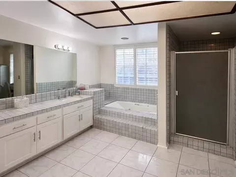 13080 Mindanao Way #101, Marina Del Rey, CA 90292