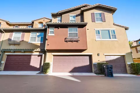 10240 Daybreak Ln #2, Santee, CA 92071