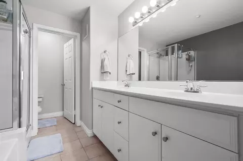 Bath - 10240 Daybreak Ln #2, Santee, CA 92071 photo 8 of 9