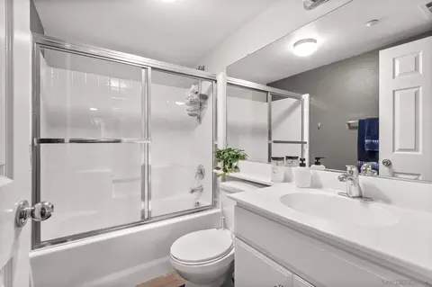 Bath - 10240 Daybreak Ln #2, Santee, CA 92071 photo 2 of 9