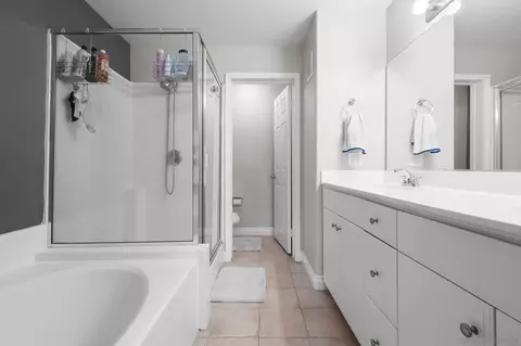 Bath - 10240 Daybreak Ln #2, Santee, CA 92071 photo 7 of 9
