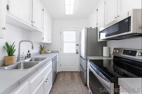 Kitchen - 12134 Lemon Crest Dr #4, Lakeside, CA 92040 photo 1 of 1