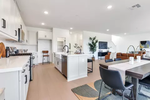 Kitchen - 650 Meadowood St #LOT 395, Fallbrook, CA 92028 photo 1 of 3