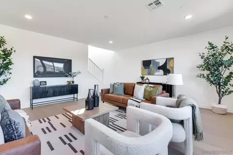 Living - 650 Meadowood St #LOT 395, Fallbrook, CA 92028 photo 2 of 3