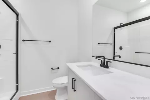 Bath - 650 Meadowood St #LOT 395, Fallbrook, CA 92028 photo 1 of 3