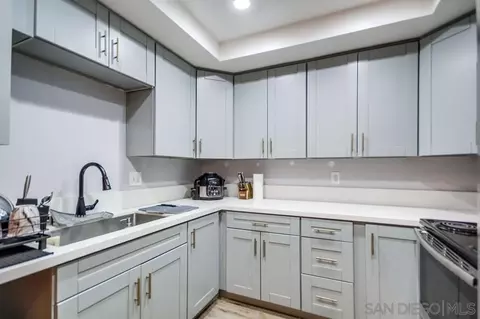 Kitchen - 294 Chambers #45, El Cajon, CA 92020 photo 3 of 5