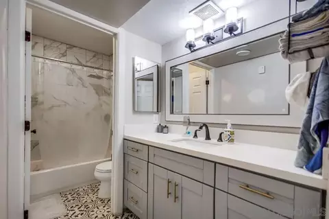 Bath - 294 Chambers #45, El Cajon, CA 92020 photo 2 of 2