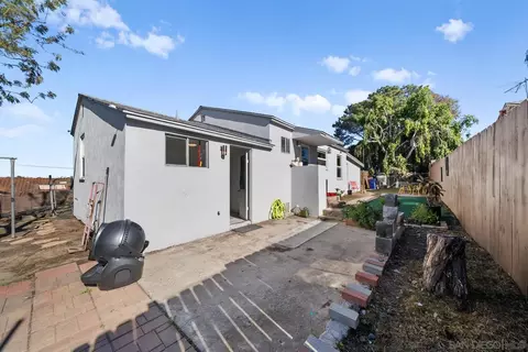 Exterior - 1760 Olive Ave, Vista, CA 92083 photo 6 of 7