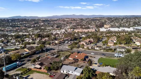 View/Area - 1760 Olive Ave, Vista, CA 92083 photo 3 of 4
