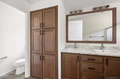 Bath - 22899 Byron Rd #11, Crestline, CA 92325 photo 1 of 2