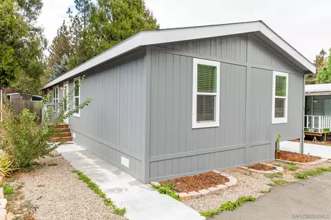Exterior - 22899 Byron Rd #SPC 108, Crestline, CA 92325 photo 4 of 7