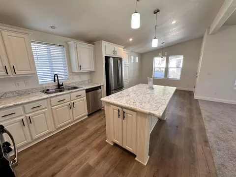 22899 Byron Rd #80, Crestline, CA 92325 photo 2