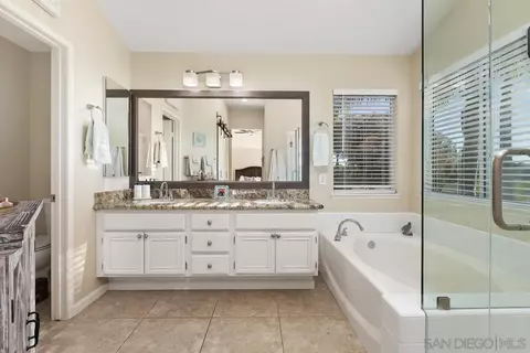 4801 Cardiff Bay Dr, Oceanside, CA 92057 photo 4