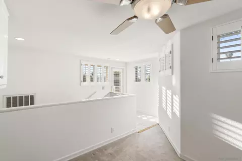 Entry Way - 555 Eaton St #N, Oceanside, CA 92054 photo 2 of 2