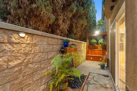 Exterior - 555 Eaton St #N, Oceanside, CA 92054 photo 8 of 9