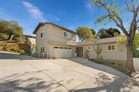 Exterior - 10059 Estrella Dr, La Mesa, CA 91941 photo 8 of 10