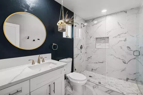 Bath - 10059 Estrella Dr, La Mesa, CA 91941 photo 3 of 7