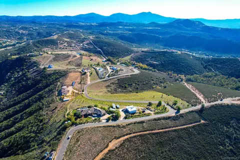 18408 Sweet Ln Apt 2870203600 2870203800 2870203900 #2870203600, 2870203800, 2870, Ramona, CA 92065