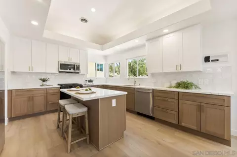 Kitchen - 2047 Via Del Torrie, Alpine, CA 91901 photo 2 of 4