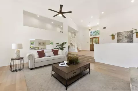 Living - 2047 Via Del Torrie, Alpine, CA 91901 photo 3 of 4