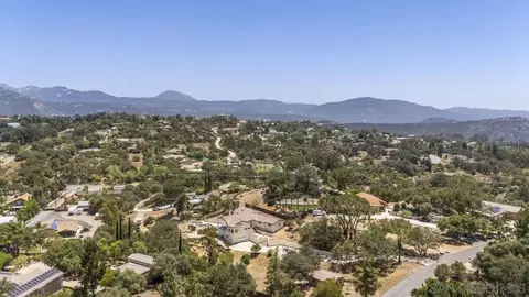 View/Area - 2047 Via Del Torrie, Alpine, CA 91901 photo 4 of 4