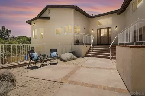 Exterior - 2047 Via Del Torrie, Alpine, CA 91901 photo 2 of 11
