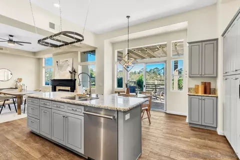Kitchen - 1198 Hanover Pl, Alpine, CA 91901 photo 5 of 10