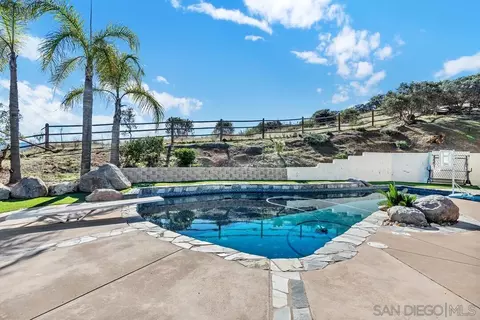 Exterior - 1198 Hanover Pl, Alpine, CA 91901 photo 6 of 11