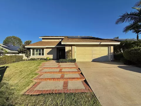 2049 Wind River Rd, El Cajon, CA 92019