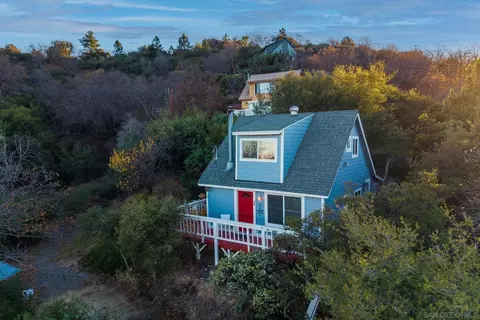 1065 Kenison Dr, Julian, CA 92036