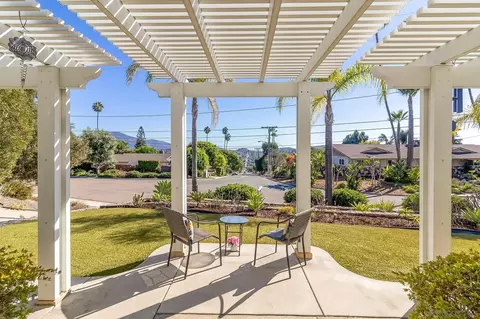 10028 Resmar Pl, La Mesa, CA 91941