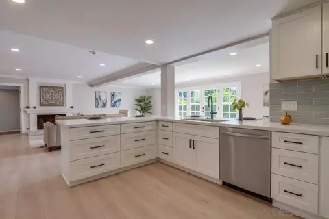 Kitchen - 3311 La Costa Ave, Carlsbad, CA 92009 photo 5 of 6