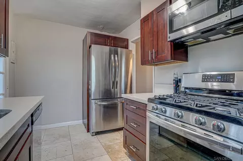 Kitchen - 389 Chambers St, El Cajon, CA 92020 photo 2 of 3