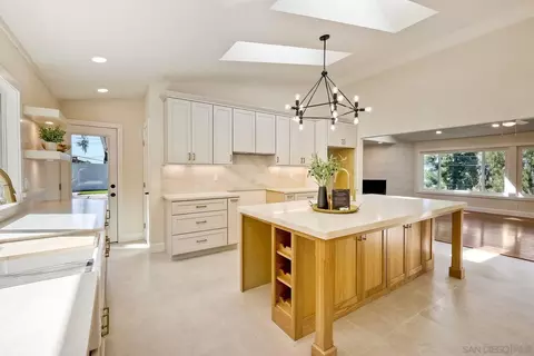 Kitchen - 9945 Alto Dr, La Mesa, CA 91941 photo 3 of 3