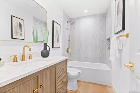 Bath - 1617 Blossom Field Way, Encinitas, CA 92024 photo 1 of 3