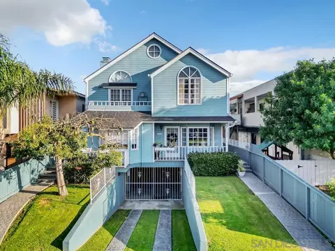 Exterior - 465 Orange Ave, Coronado, CA 92118 photo 3 of 4