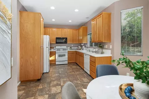 Kitchen - 2975 River Shadow Ct, Alpine, CA 91901 photo 1 of 3