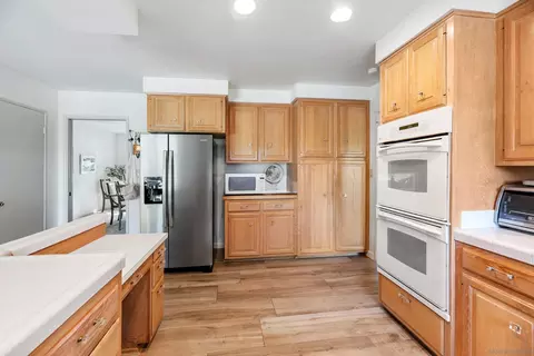 Kitchen - 13003 Corte Susana, Poway, CA 92064 photo 5 of 5