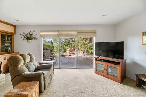 Living - 13003 Corte Susana, Poway, CA 92064 photo 4 of 4