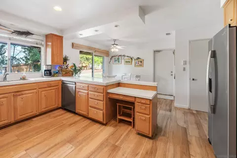 Kitchen - 13003 Corte Susana, Poway, CA 92064 photo 4 of 5