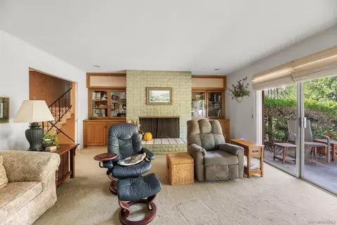 Living - 13003 Corte Susana, Poway, CA 92064 photo 3 of 4