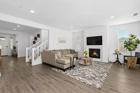 Other - 35732 Garrano Ln, Fallbrook, CA 92028 photo 2 of 7