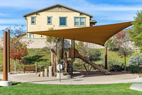 Exterior - 35732 Garrano Ln, Fallbrook, CA 92028 photo 9 of 11