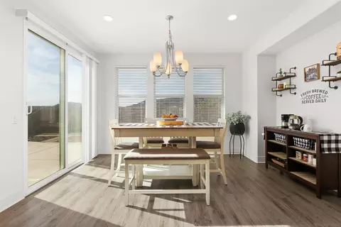 Dining - 35732 Garrano Ln, Fallbrook, CA 92028 photo 2 of 2
