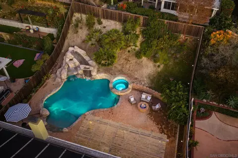 Exterior - 3576 Normandy Cir, Oceanside, CA 92056 photo 6 of 9