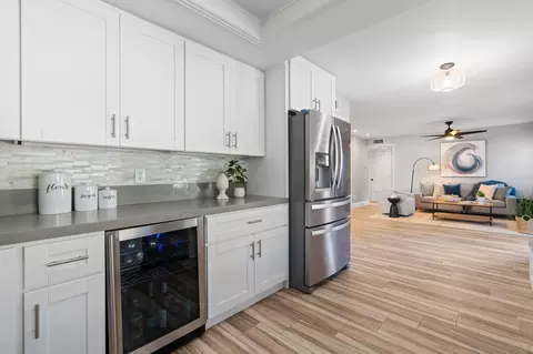 Kitchen - 3576 Normandy Cir, Oceanside, CA 92056 photo 4 of 5