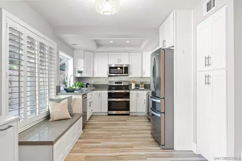 Kitchen - 3576 Normandy Cir, Oceanside, CA 92056 photo 2 of 5